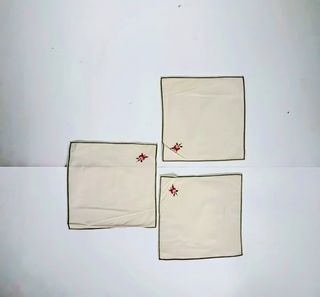 3 fazzoletti lino beige ricamati a mano