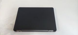 Portátil Dell Core i3 8GB RAM 500GB HDD