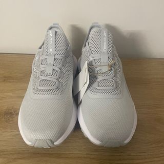 Scarpe Reebok grigie taglia 38.5