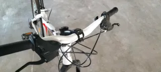 Bicicleta de montaña poco uso
