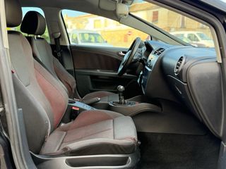 SEAT Leon 2.0tdi 140cv con 338.000km