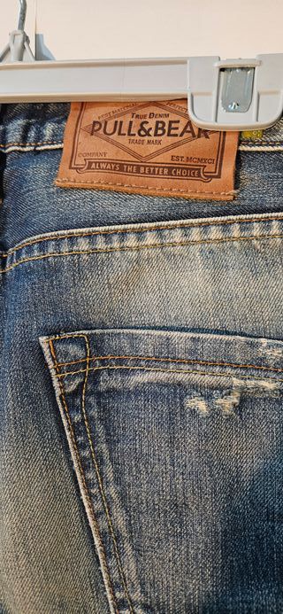 Pantalones vaqueros Pull&Bear azules Talla M