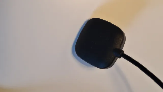 Cargador Fitbit Sense/Versa Negro