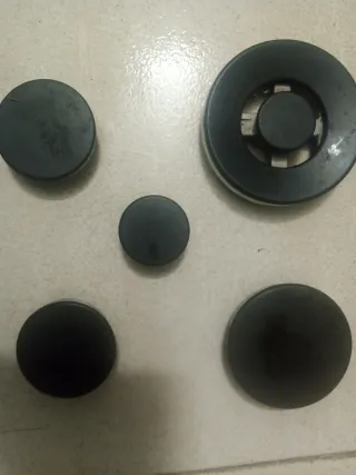 5 Piezas Botones Negro Redondo