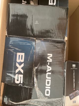 Controlador DJ NI Traktor Kontrol X1