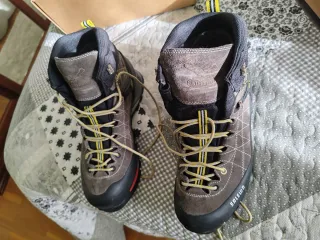 Botas Montaña Salewa Talla 42.5 Marrón/Gris