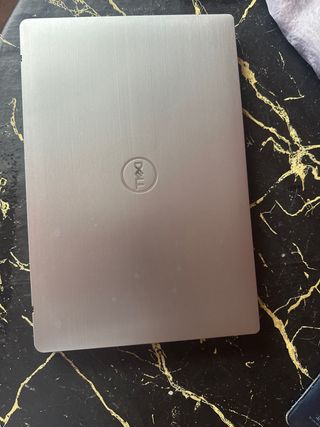 Dell Latitude 7400 Plata