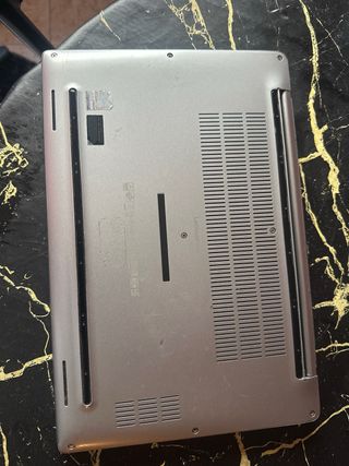 Dell Latitude 7400 Plata