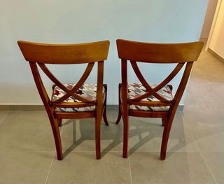 2 Sillas restauradas de madera comedor