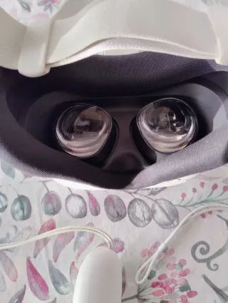 Oculus Quest 3s 128gb Prácticamente nuevo 