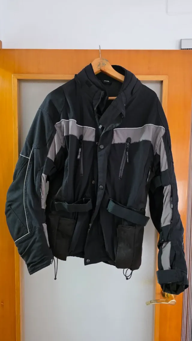 Chaqueta Crivit Sports Negra Talla L