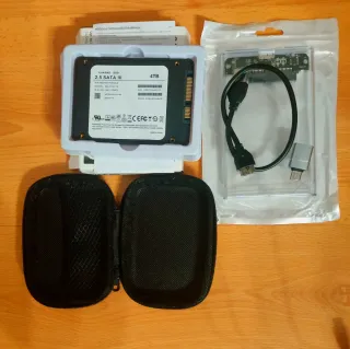 COMBO!!SSD4TB+Cajaconver a externo+adatador USBaC
