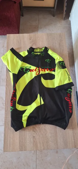 Conjunto Ciclismo Guijarro Neón y Negro