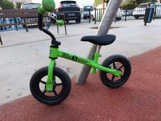 Bici de aprendizaje Chicco Rocket verde