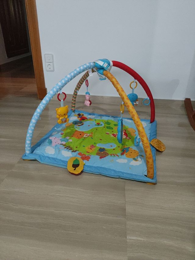 Parque de juegos para bebé