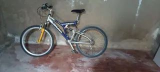 Bicicleta MTB Full Laser