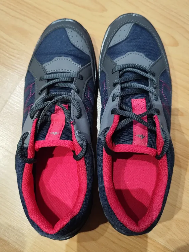 Zapatillas deportivas Quechua talla 39