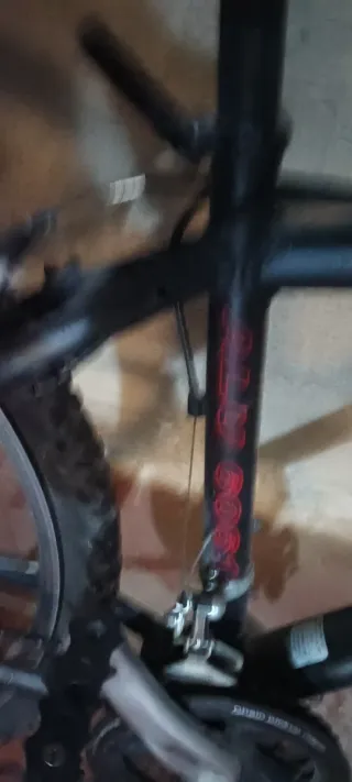 Bicicleta MTB Negra