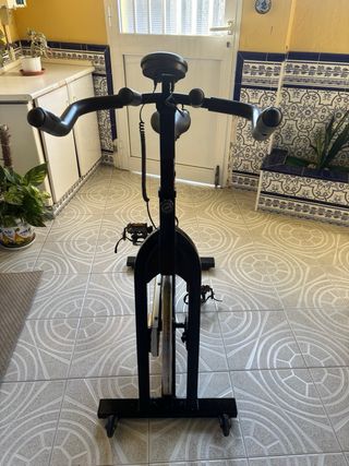 Bicicleta Estática Negra