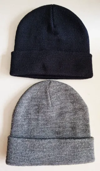 2 cappelli invernali per bambini neri e grigi