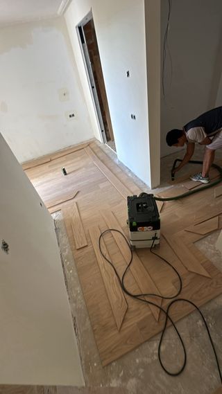Instaladores y restauradores de suelos de madera