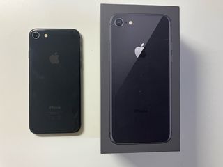 iPhone 8 64GB Space Gray 73% Batería