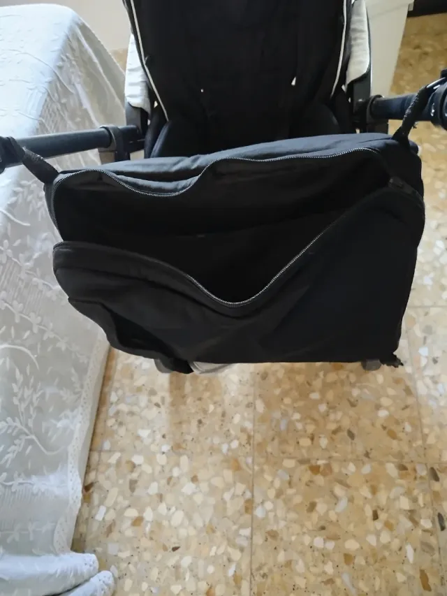 Bolsa Silla Bebé Chicco Black Label