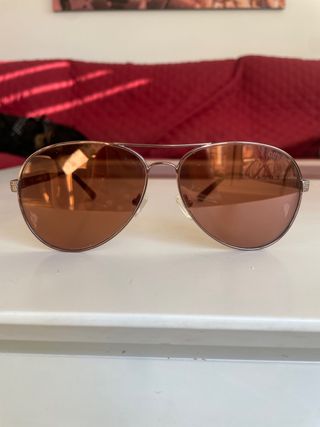 Gafas de sol Guess aviador marrones
