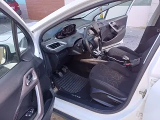 Peugeot 2008 2014