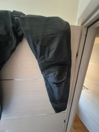 Pantaloni Dainese in pelle neri
