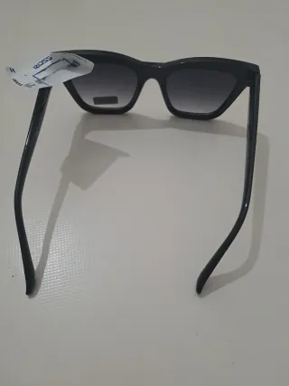 Gafas de sol Tommy Hilfiger negras