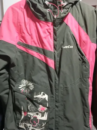 Parka Quechua verde y rosa