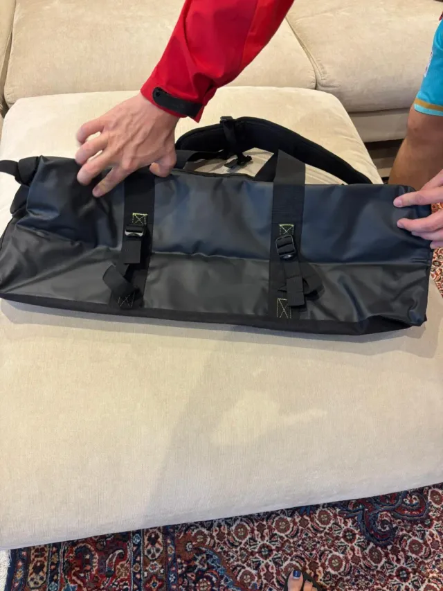 Petate Altus Expedición Travel 90L negro