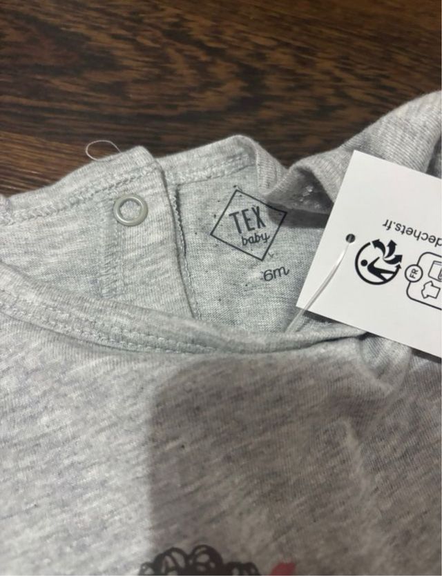 2 Pijamas Bebé Niña ( talla 6 meses)