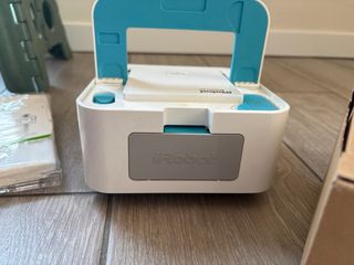 Robot lavapavimenti iRobot Braava jet 240