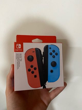 Nuova coppia Joy-Con per Nintendo Switch rossa e blu