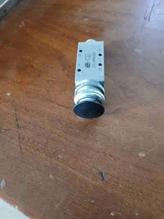 Valvola pneumatica API 1/8