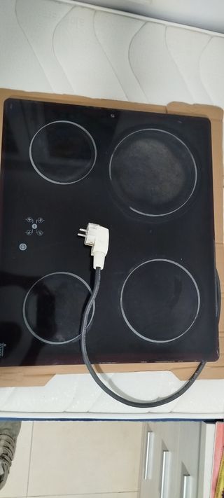 Placa Vitrocerámica Teka 4 fuegos