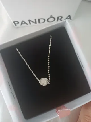 Colgante Rosa Pandora Blanco y Plata