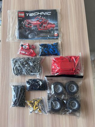 Lego Technic Pick-Up Truck 2-in-1 con scatola