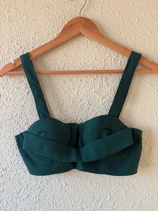 Top verde con cremallera
