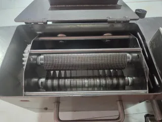 Cortadora Solia M30 Carne, Verdura, Pescado