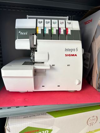 Máquina de coser Sigma Integra 5