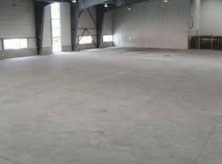 Nave industrial en venta en Renfe - Bulevar 1º y 2º Fase en Jaén