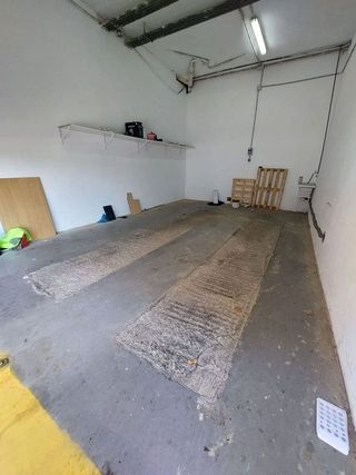Local comercial en alquiler en La Malva-rosa en Valencia