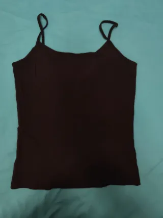 Camiseta tirantes negra básica