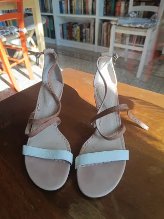 Sandali Ralph Lauren pelle beige bianchi