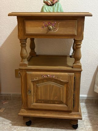 Mesa auxiliar rústica madera