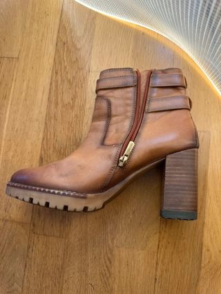 Botines piel camel plataforma tacón EU45