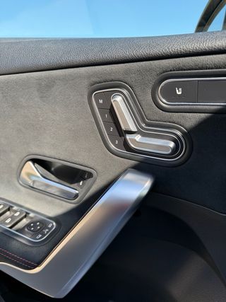 Mercedes-Benz Clase A 180d Techo Garantía Oficial